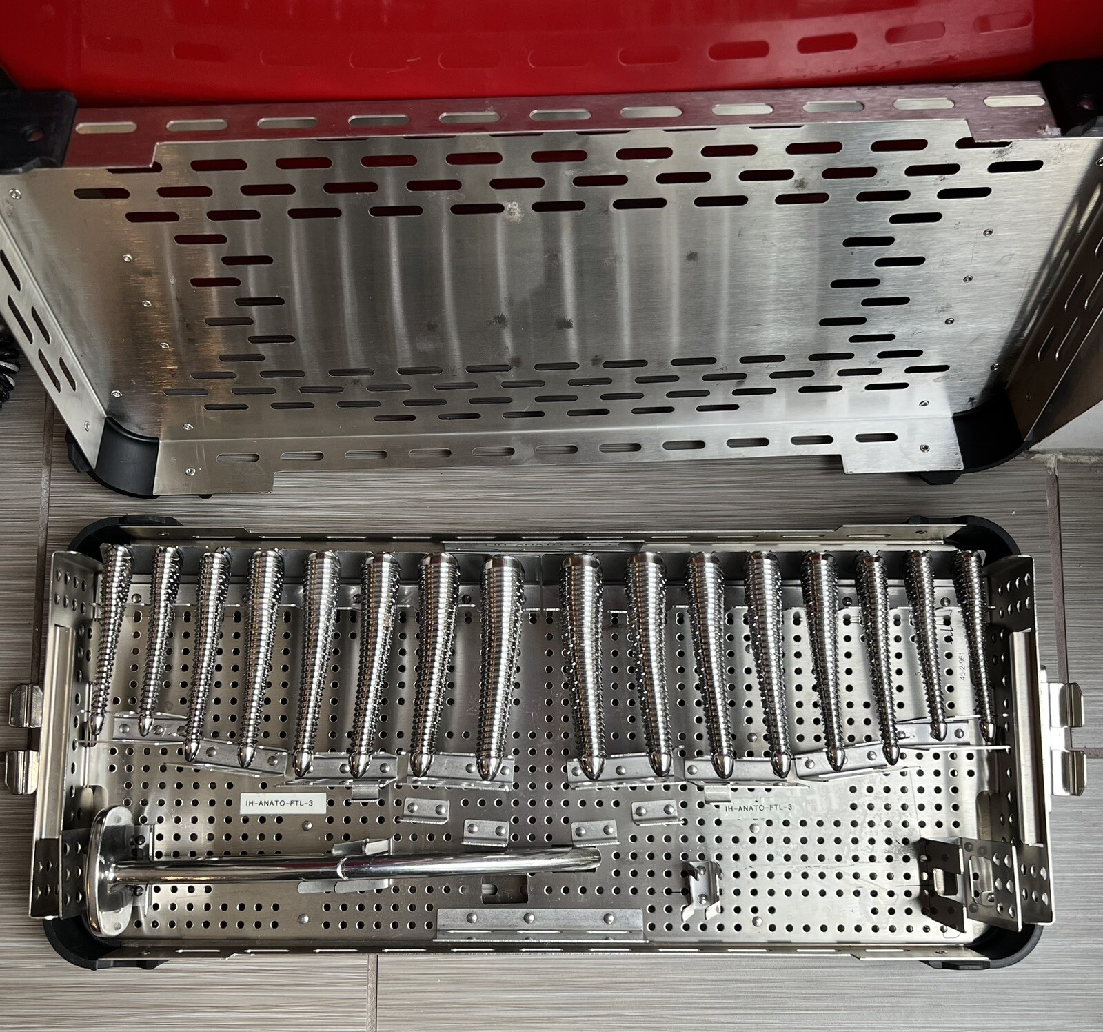 stryker surgical ortho hip system instruments set with tray