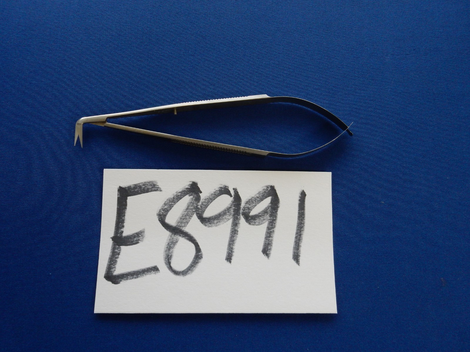 Scanlan 7007-456 Jacobson 90º Angled Fine Blades 6-1/4″ Scissor