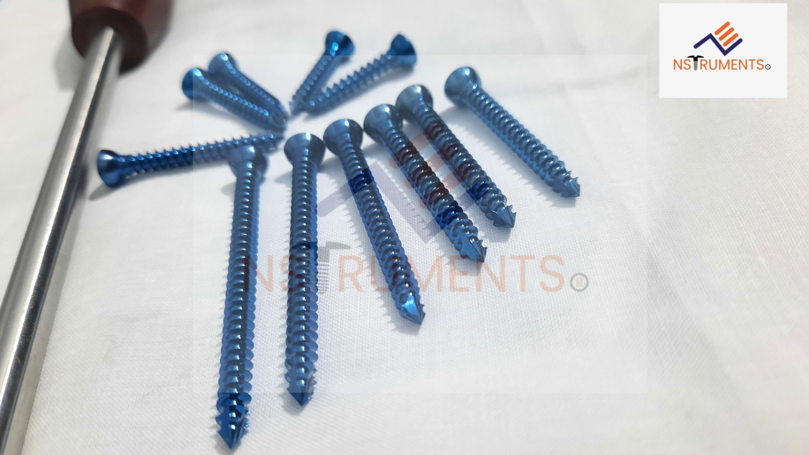 4.5mm Cortex Screws, Self-tapping, Titanium grade 5 Screws (140 pcs)