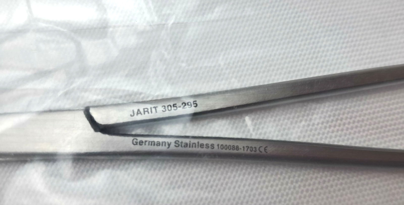 Integra Jarit 305-295, Kantrowitz Thoracic Forceps, 7-3/4″