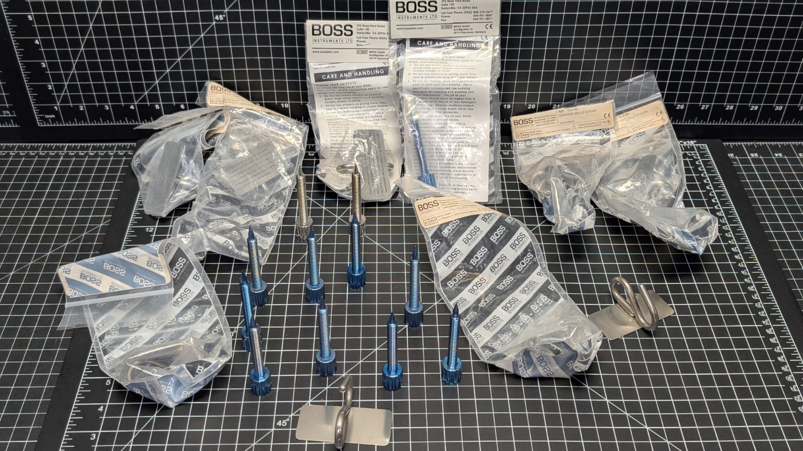 BOSS Gardner Wells Tongs S Hook , Traction Screws 74-0182 74-0185T skull R1945