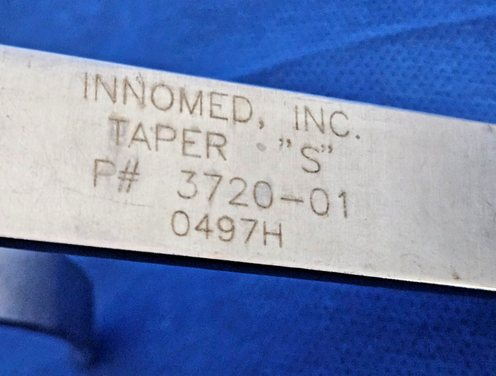 Innomed Total Hip Tapered S-Retractor, 3720-01, 6”, Excellent Condition!