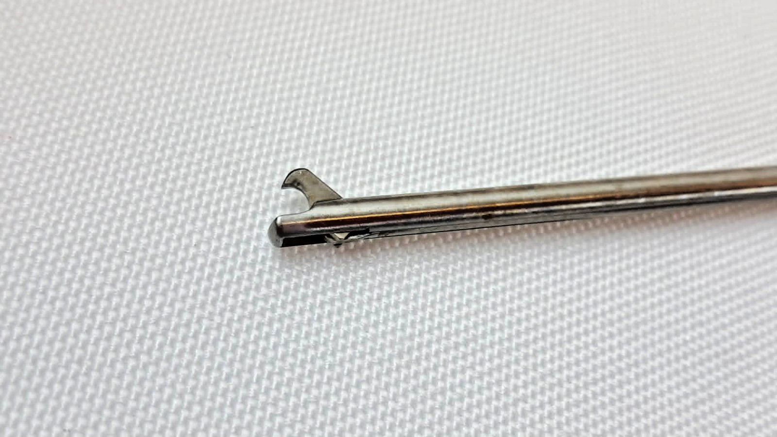 ConMed Linvatec GU1005 Shutt Straight Arthroscopic Suture Scissor 3.4mm