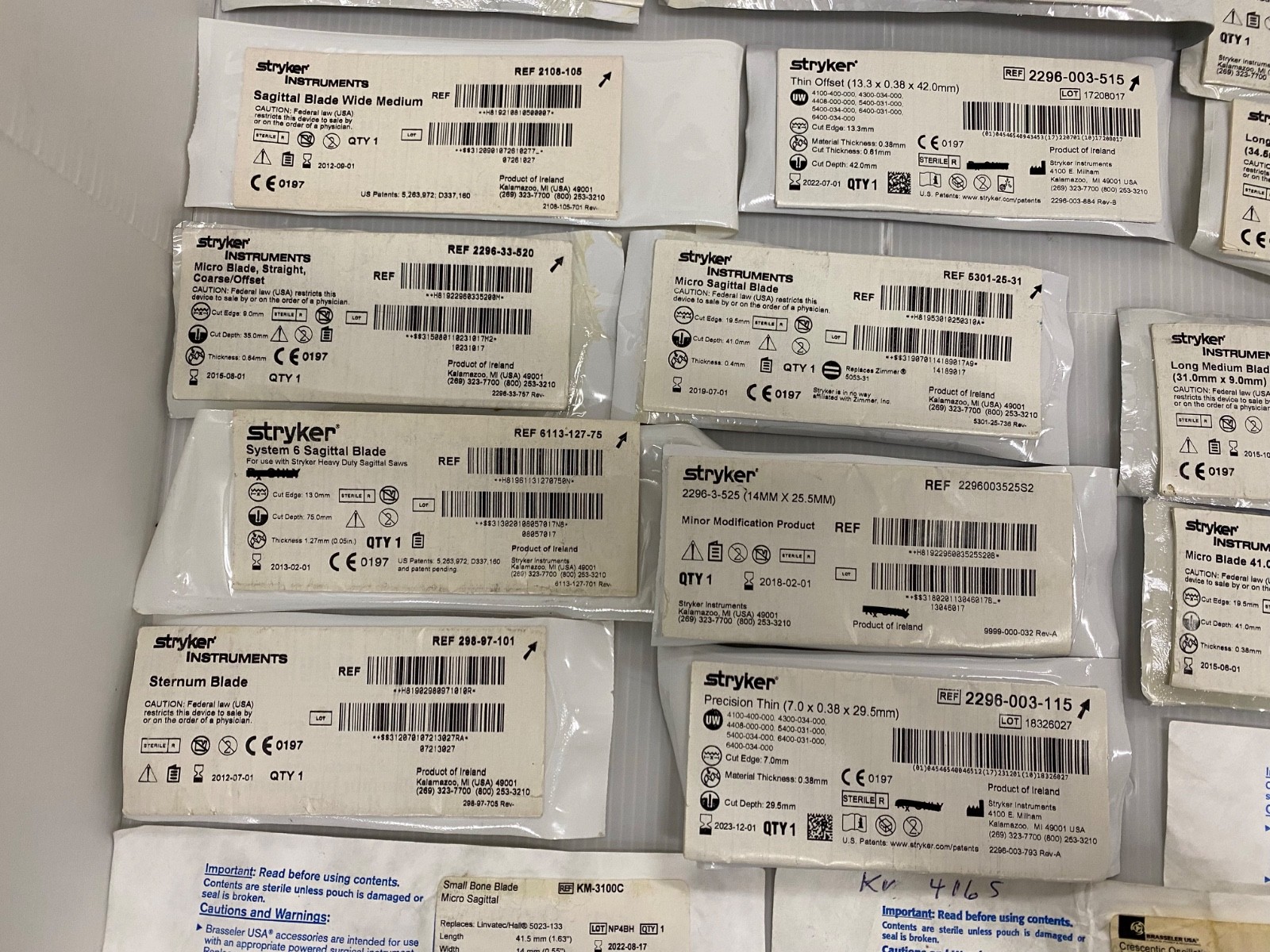 Lot 30 Stryker & Brasseler Surgical Saw Blades Sagittal Micro TRAINING/EXPIRED