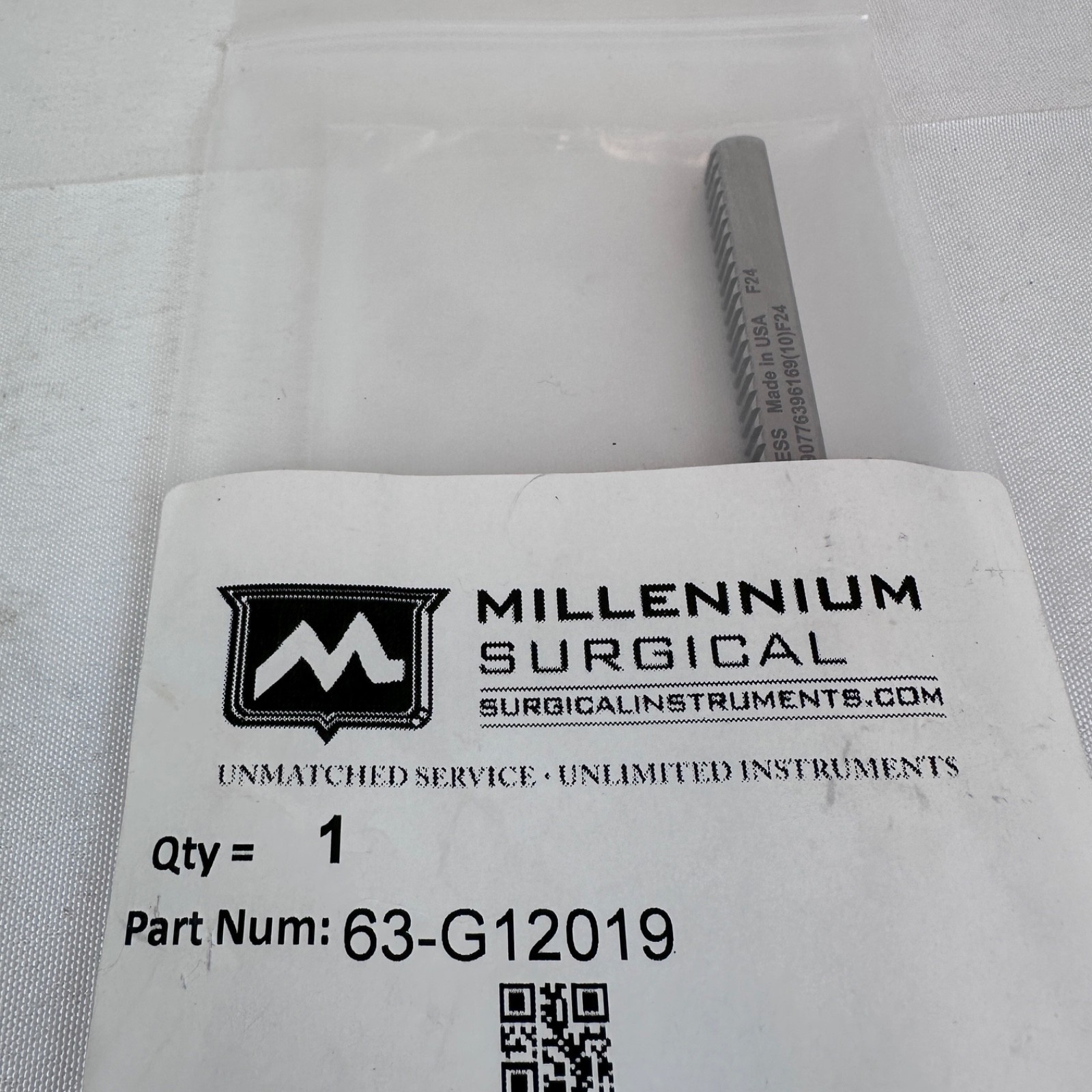 Millennium 63-G12019 Universal Ring Retractor Blade Malleable 1 1/2 ” X 6″