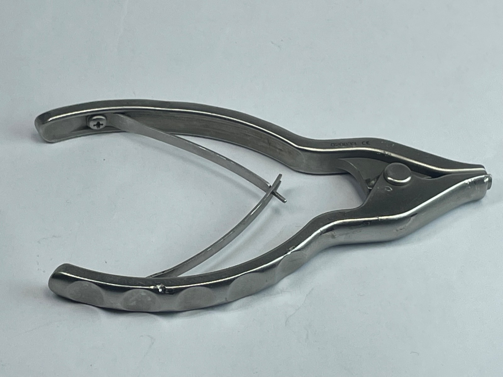 arthrex ar-8005d 020833 pliers (compression staple distractor)