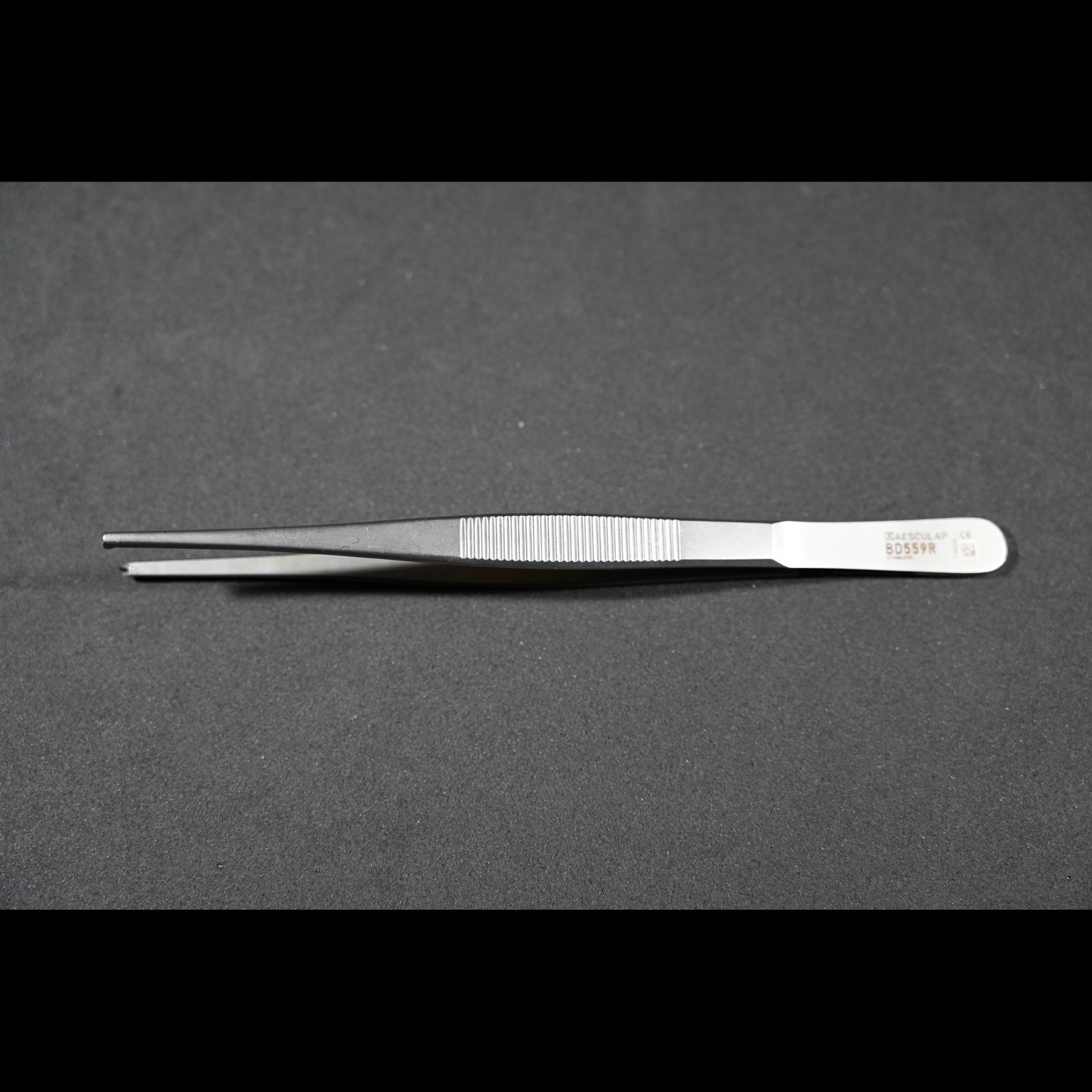 Aesculap BD559R Tissue Forceps 1×2 Teeth 6¼ in Surgical Forceps