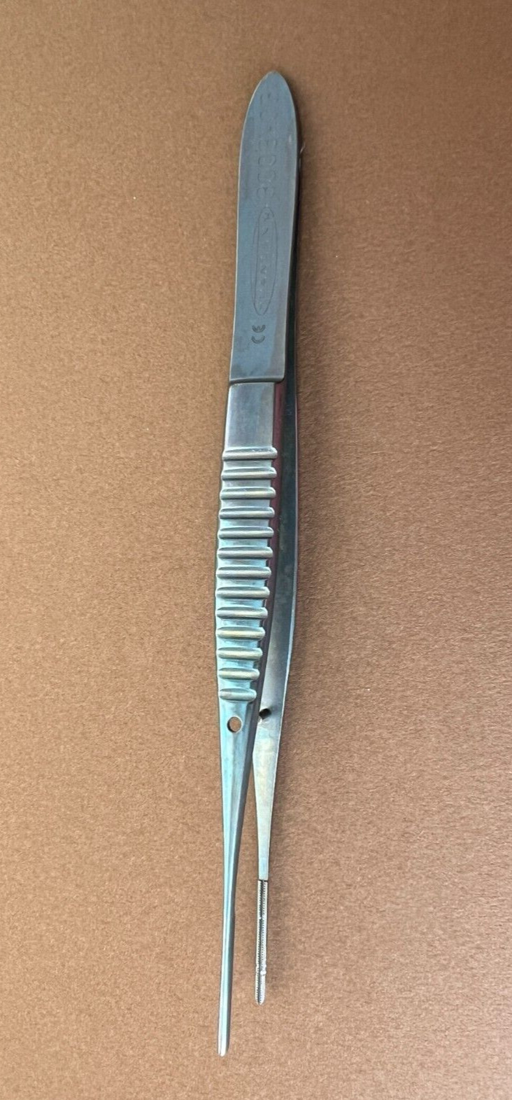SCANLAN 3003-03 DeBakey Forceps , 1 mm atraumatic DeBakey tips, 6″ TITANIUM