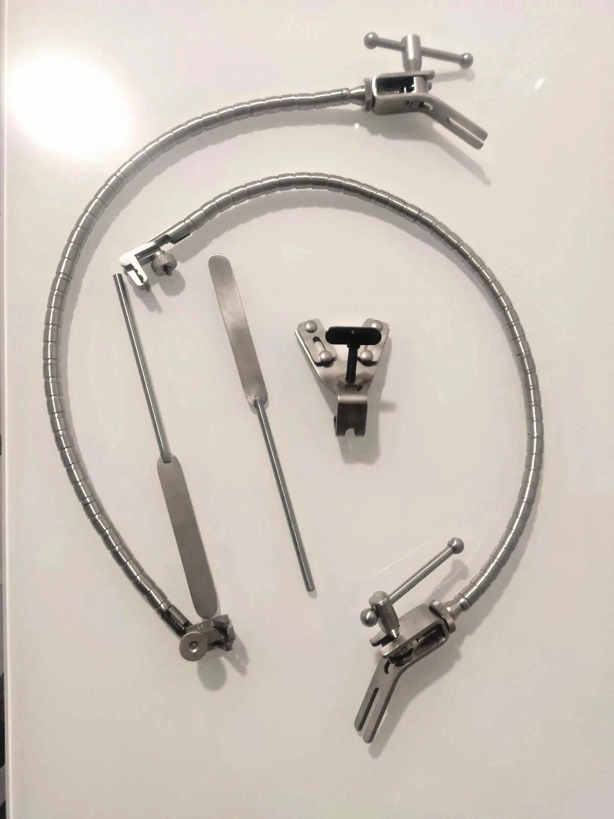 Aesculap FF270R Yasargil Flexible Arm Leyla Self Brain Retractor Neurosurgery