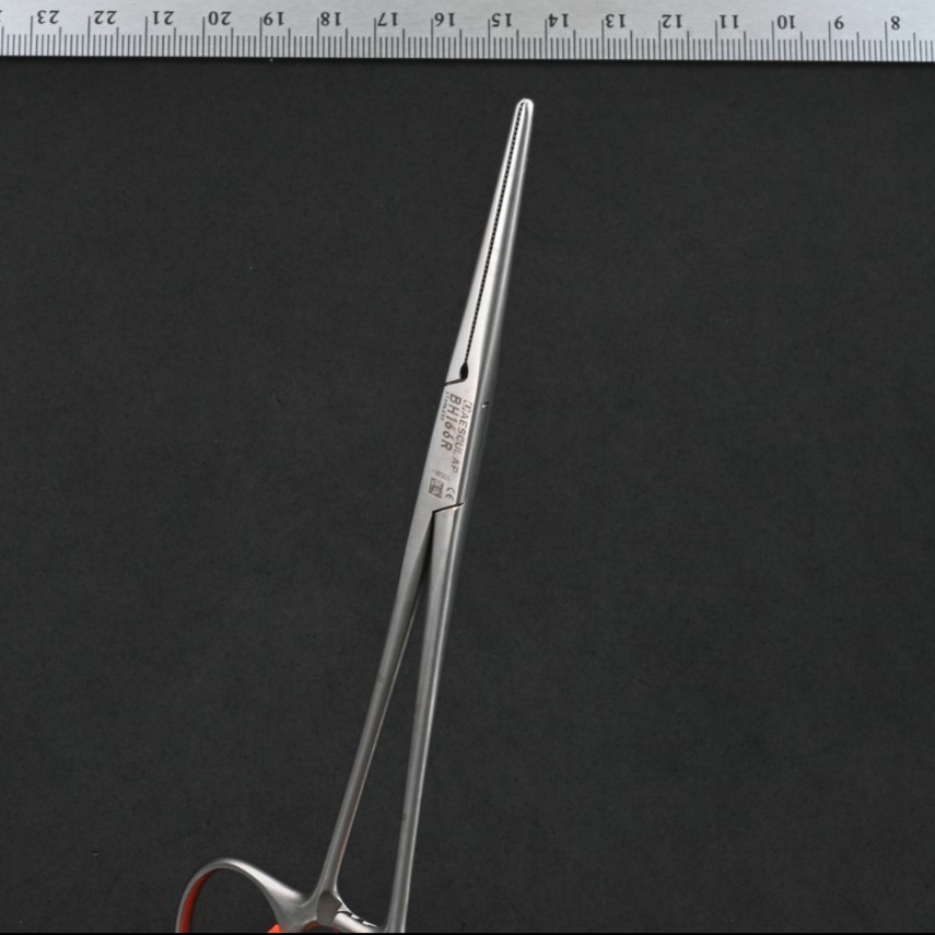 Aesculap BH166R Crile Hemostatic Forceps Straight 6 1/4 in Surgical Clamp