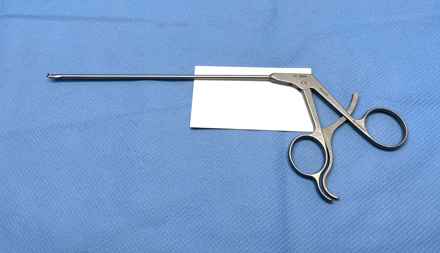 Arthrex AR-12960 CrabClaw Suture Retriever