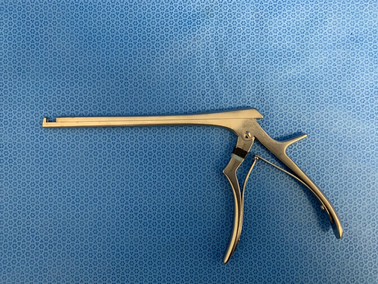 Jarit 280-053 Micro Kerrison Rongeur 8″, 90° up-bite, 5mm bite
