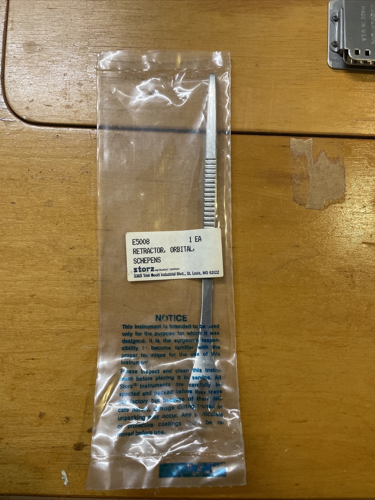 Storz E5008 Surgical Ophthalmic Schepens Orbital Retractor, New!