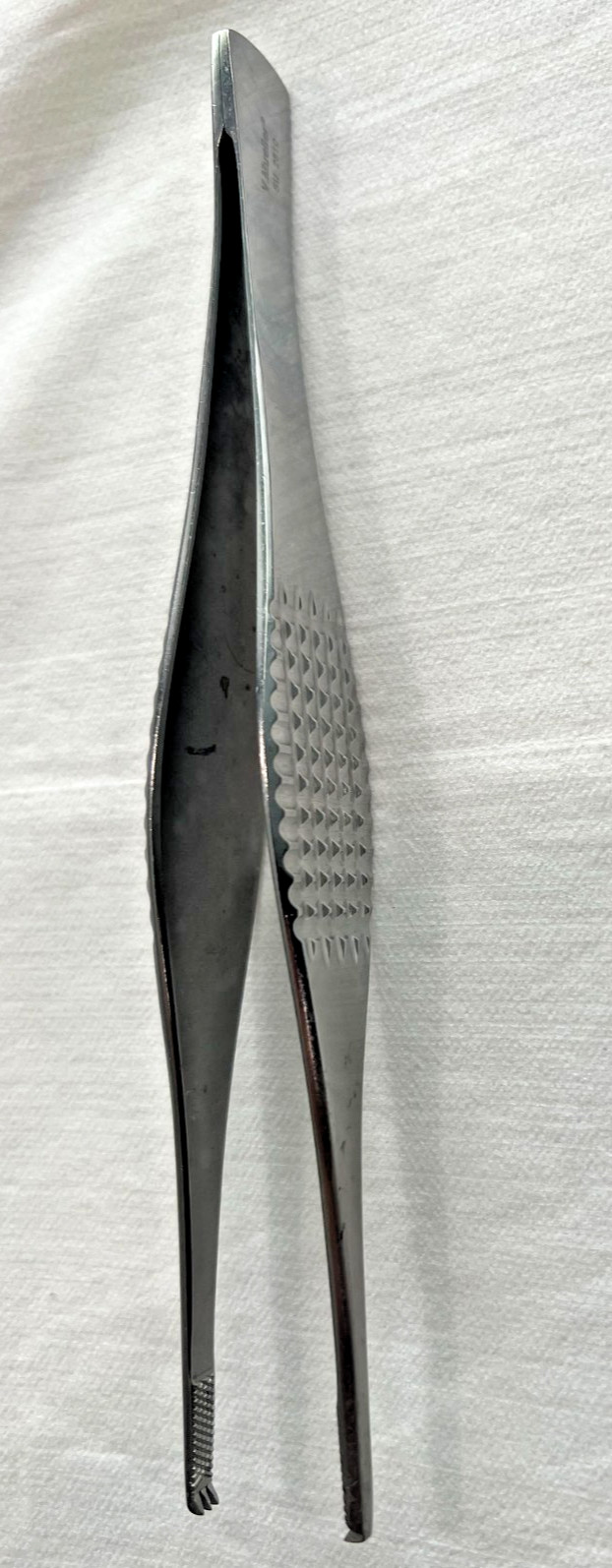 Tissue Forceps V. Mueller SU 2510 Ferris-Smith 6-3/4 Inch Length Straight 2 X 3