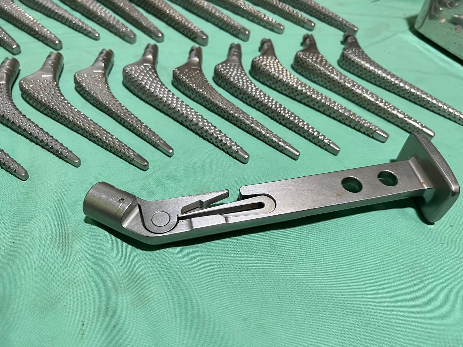 Zimmer detachable rasps for femoral hip set of 25pcs orthopaedic instrument