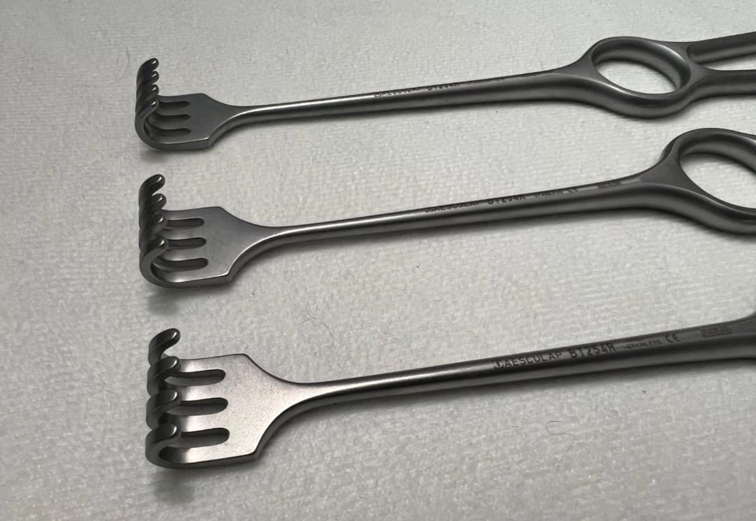 Set Of 3 Aesculap BT254R Volkmann Retractors 8x19mm Blunt 4-Prongs 8-3/4″ Length