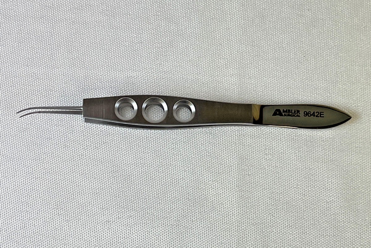 Ambler 9642E Jaffe Tying Forceps 4″ Very Delicate 6mm Platform Curved Smooth Jaw