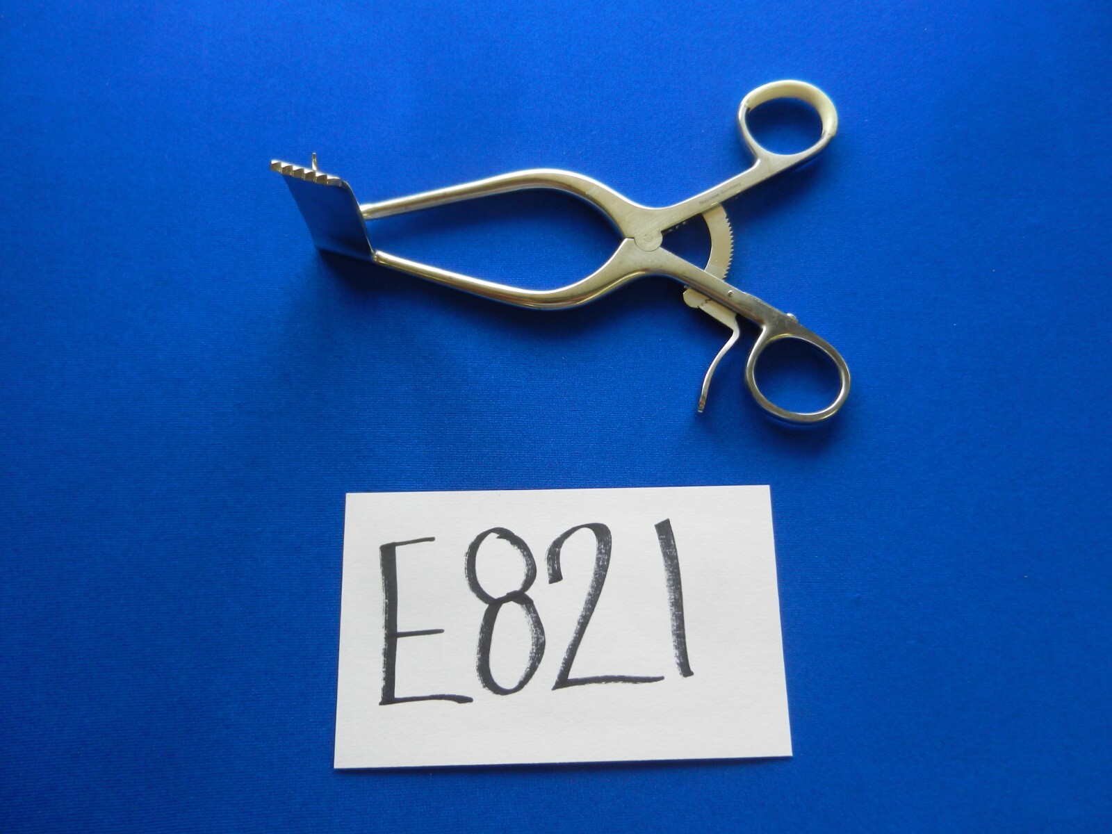 E821 V. Mueller NL5390-006 Williams-Style Retractor 7″ 50mm x 20mm