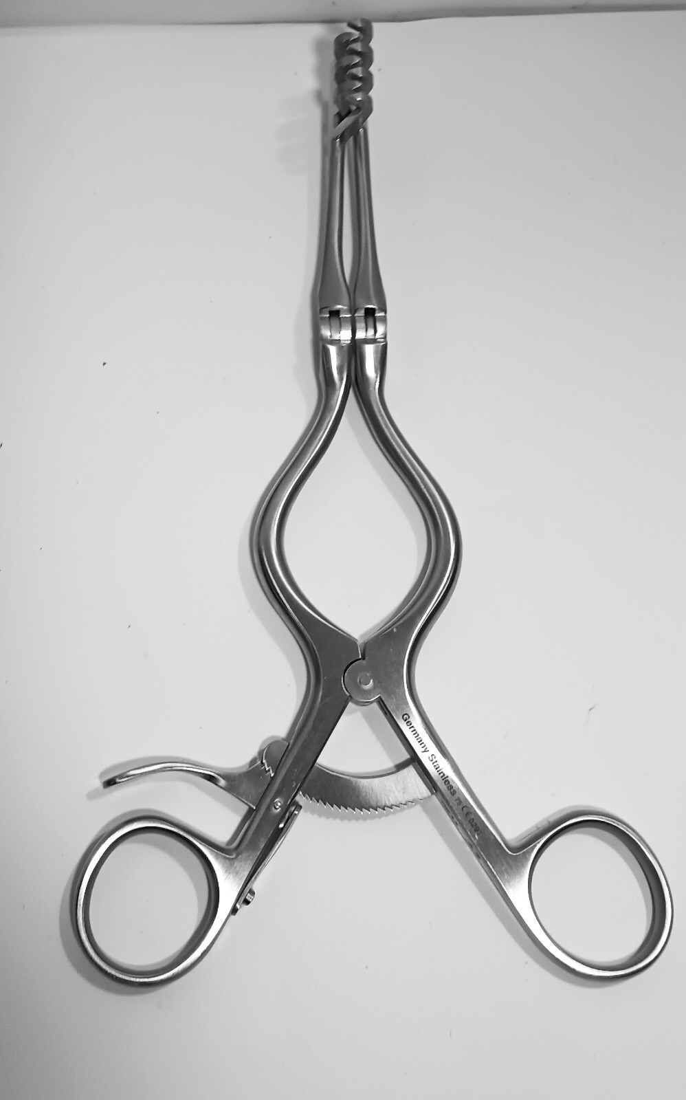 Ruggles RN 2614 Self-Retaining Retractor Hinged Blades Ratchet- Ring Handles