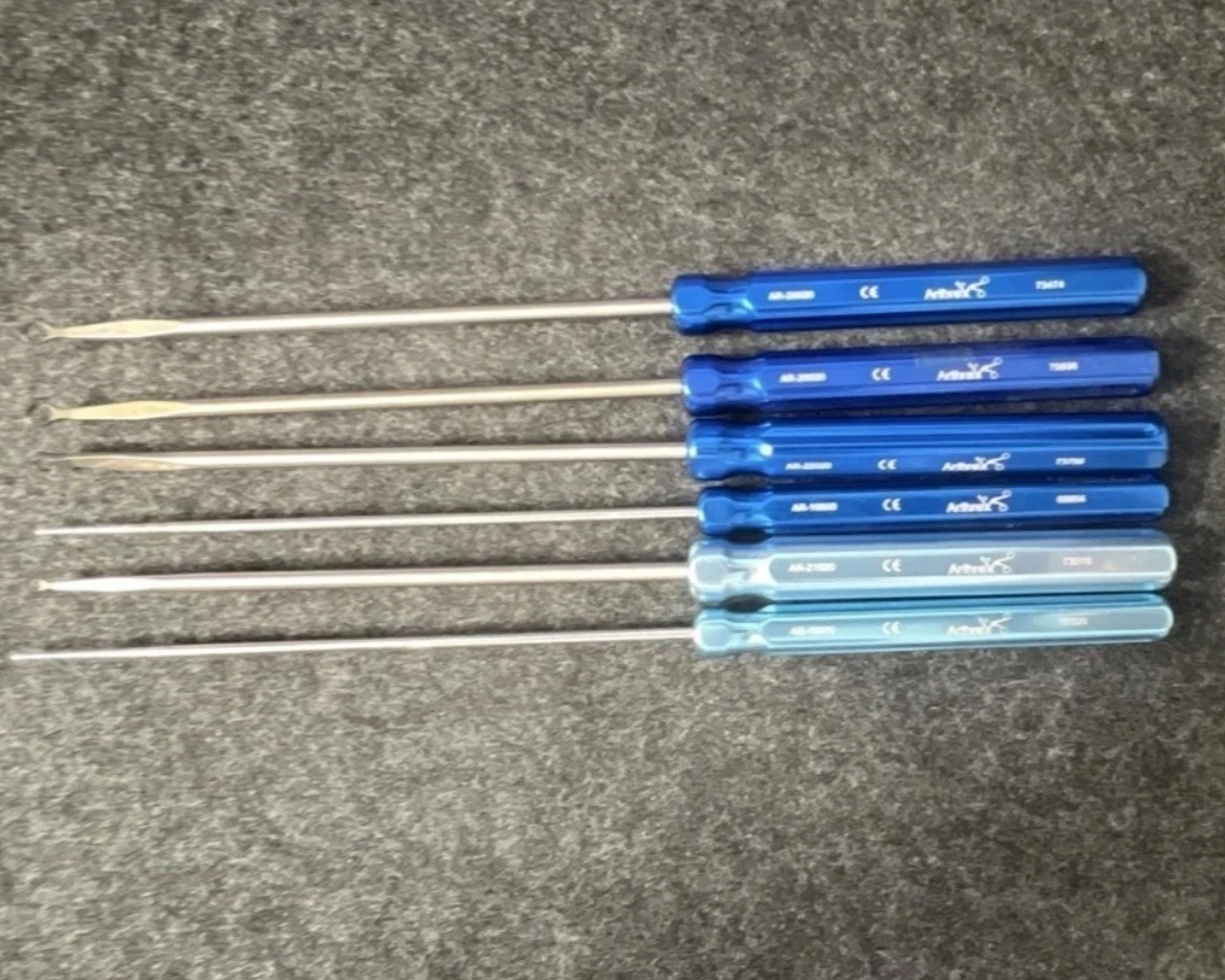 Arthrex Lot 6pc–AR-20020 (x3), AR-10000, AR-21020, AR-10010