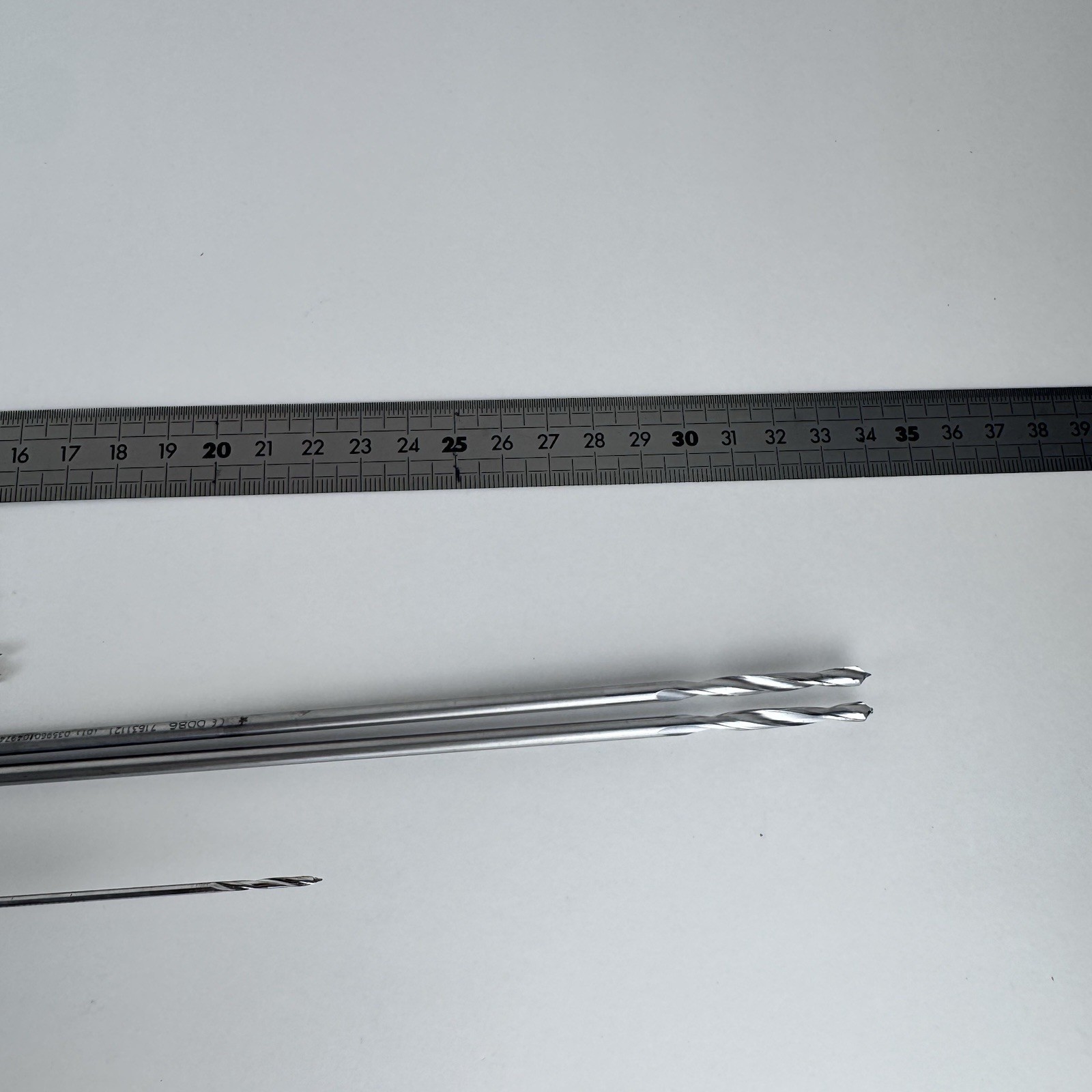 Globus Ratcheting Handle Quick Connect W/ Smith And Nephew Drill Bit Set