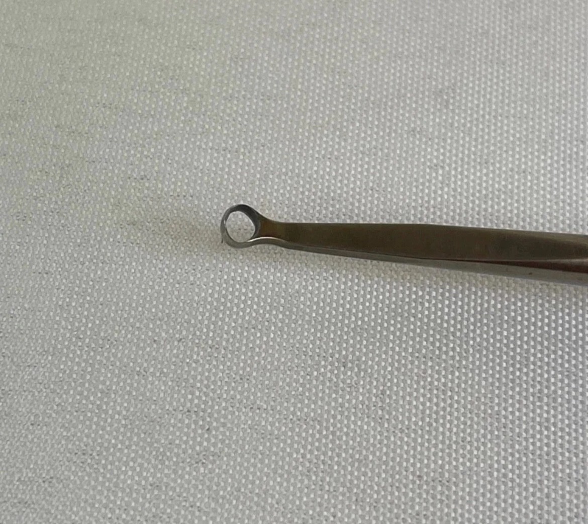 Arthrex AR-23020 D-Curette Both Sides Cut 3.4mm x 150mm Arthroscopy Orthopedics