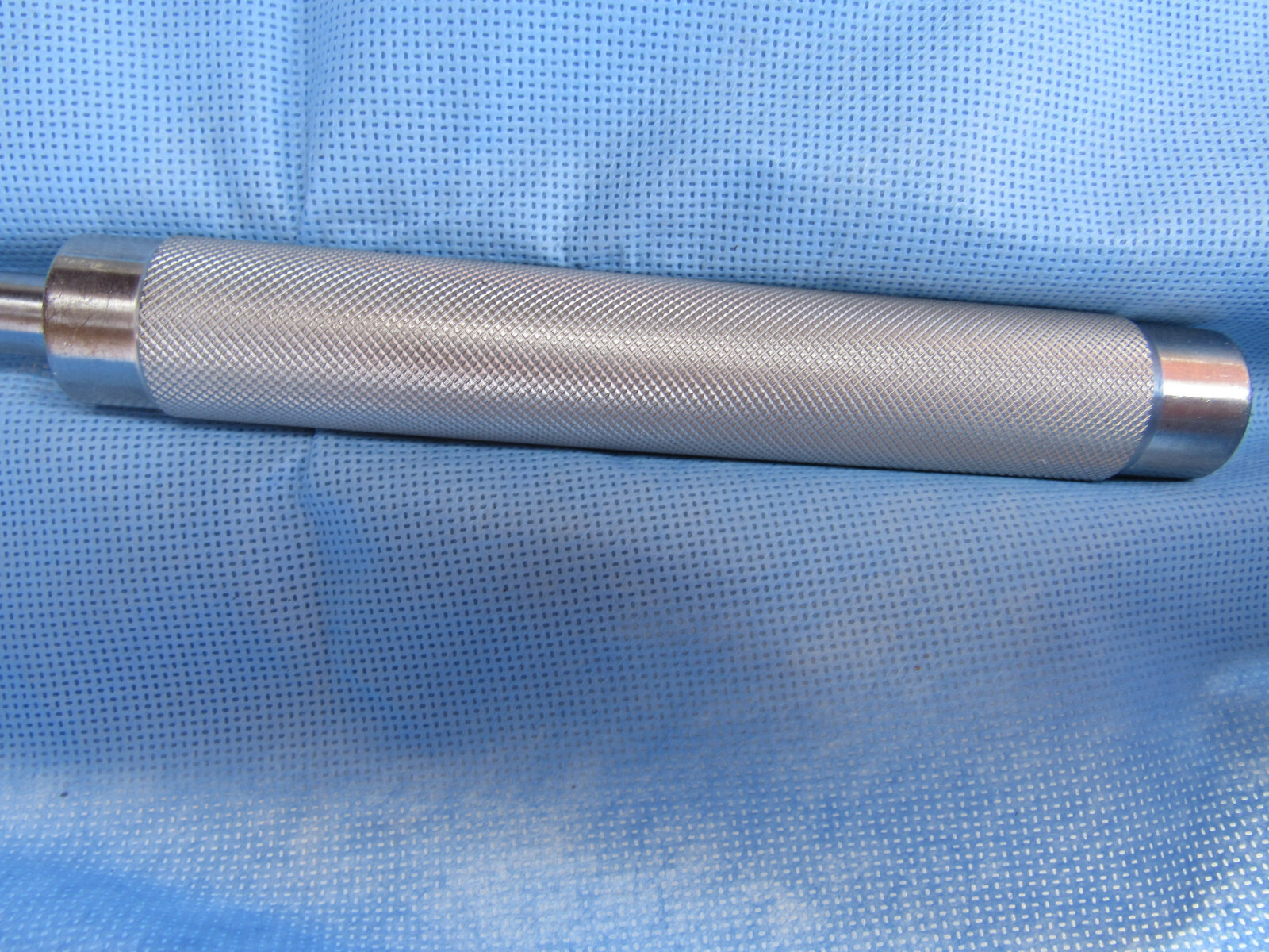 Aesculap FK599R Surgical Orthopedic 11″ Angled Cobb Curette #6