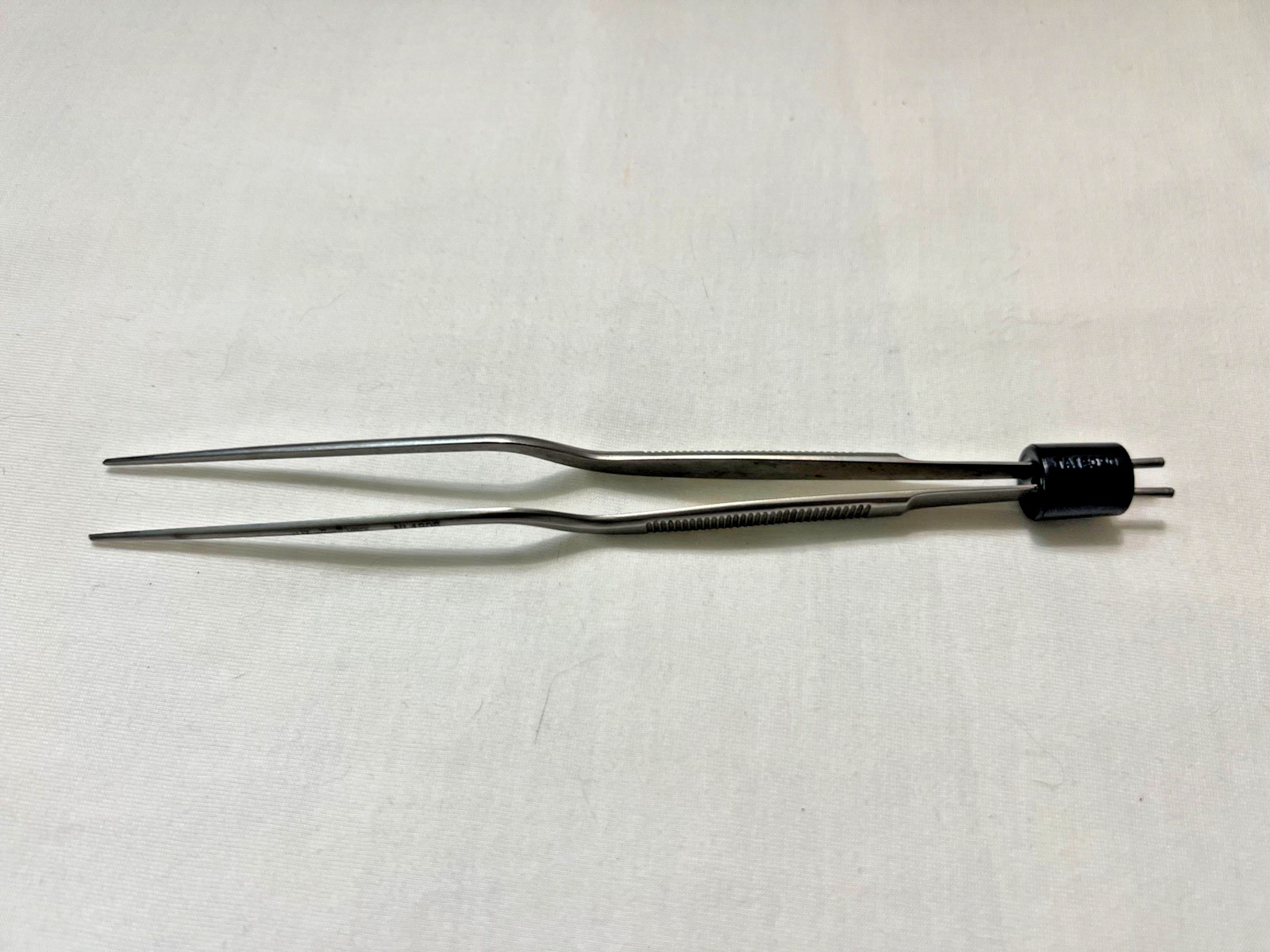 V. Mueller NL1808 Bayonet Bipolar Forceps 1.5mm Tip X 7″ Length