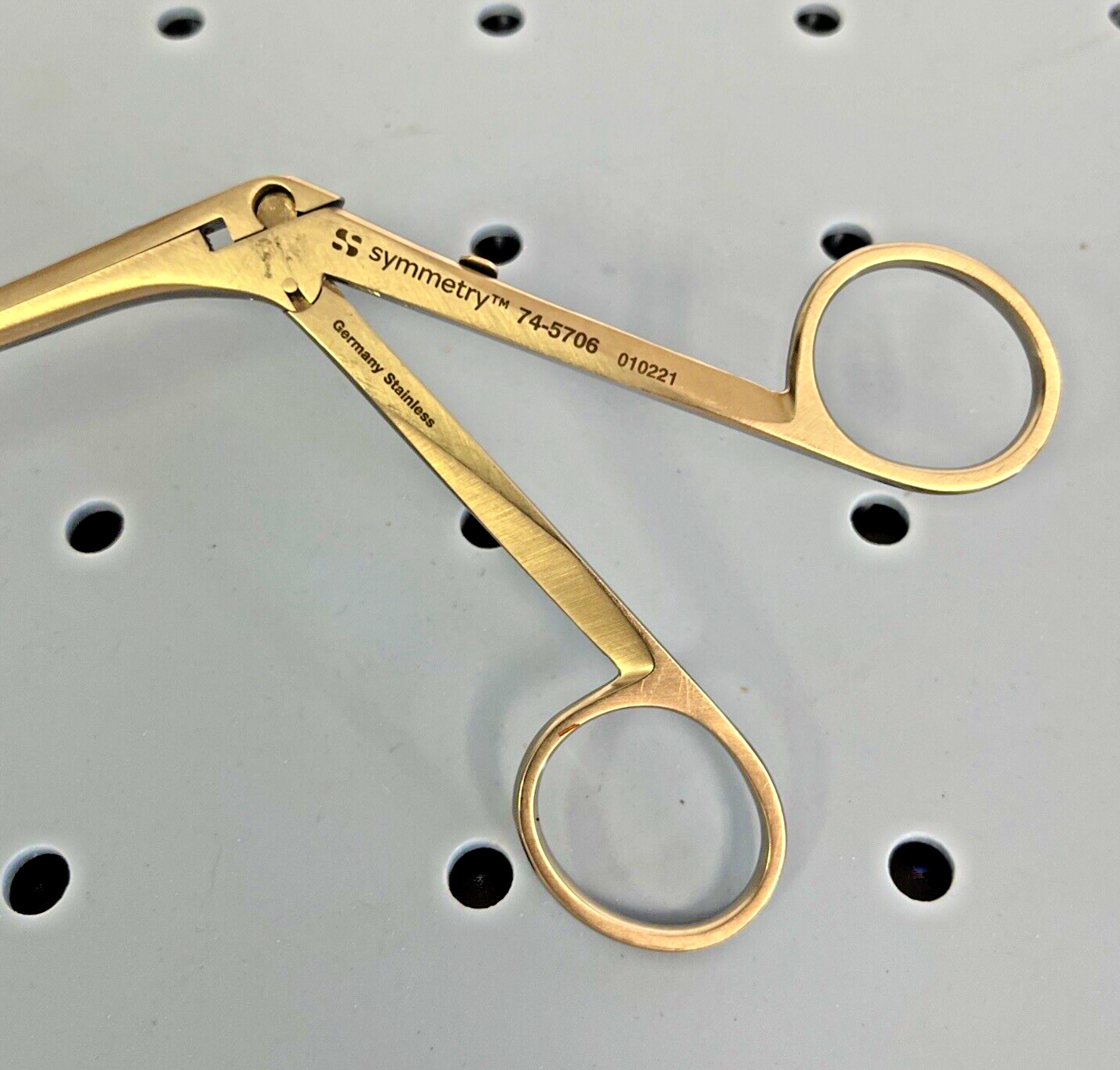 Symmetry Surgical 74-5706 Jackson Laryngeal Cup Forceps, Angled Up, 4mm