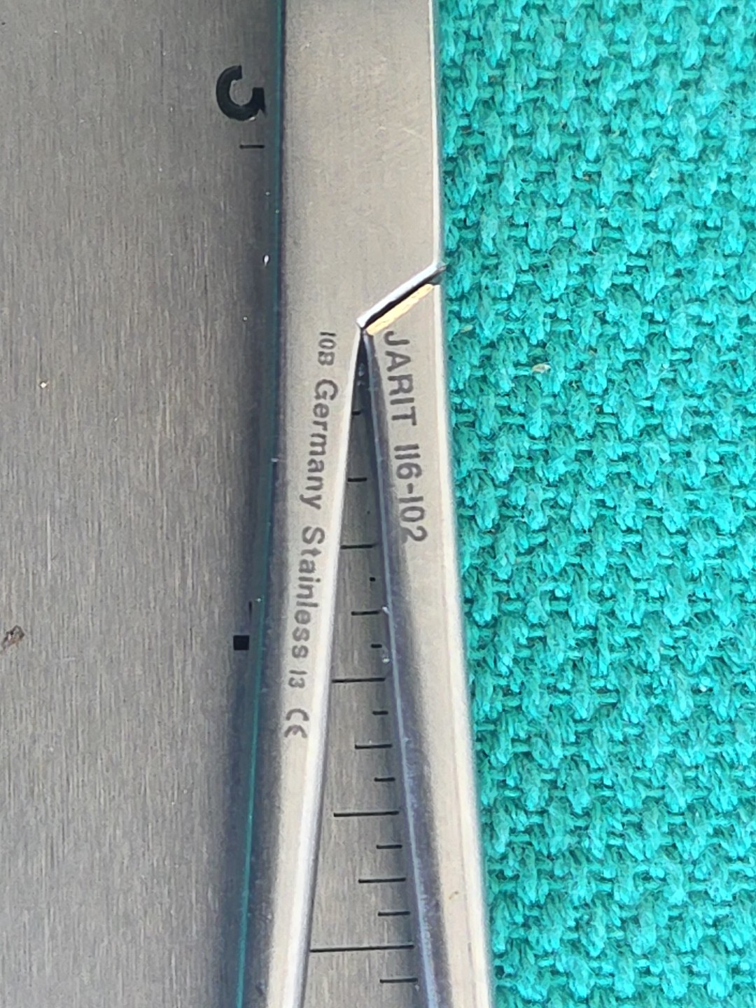 Integra Jarit 116-102 Foerster Sponge Holding Forcep, Serrated, Straight, 7″