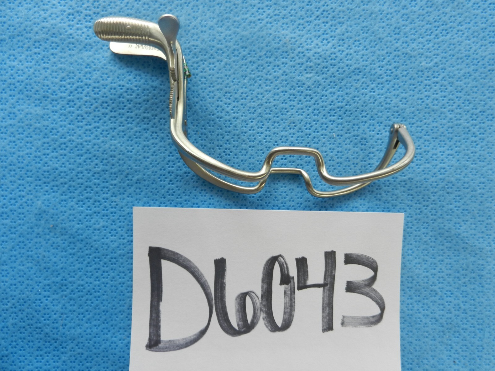 D6043 Aesculap Whitehead Jennings ENT Mouth Gag 8.3cm OM070R