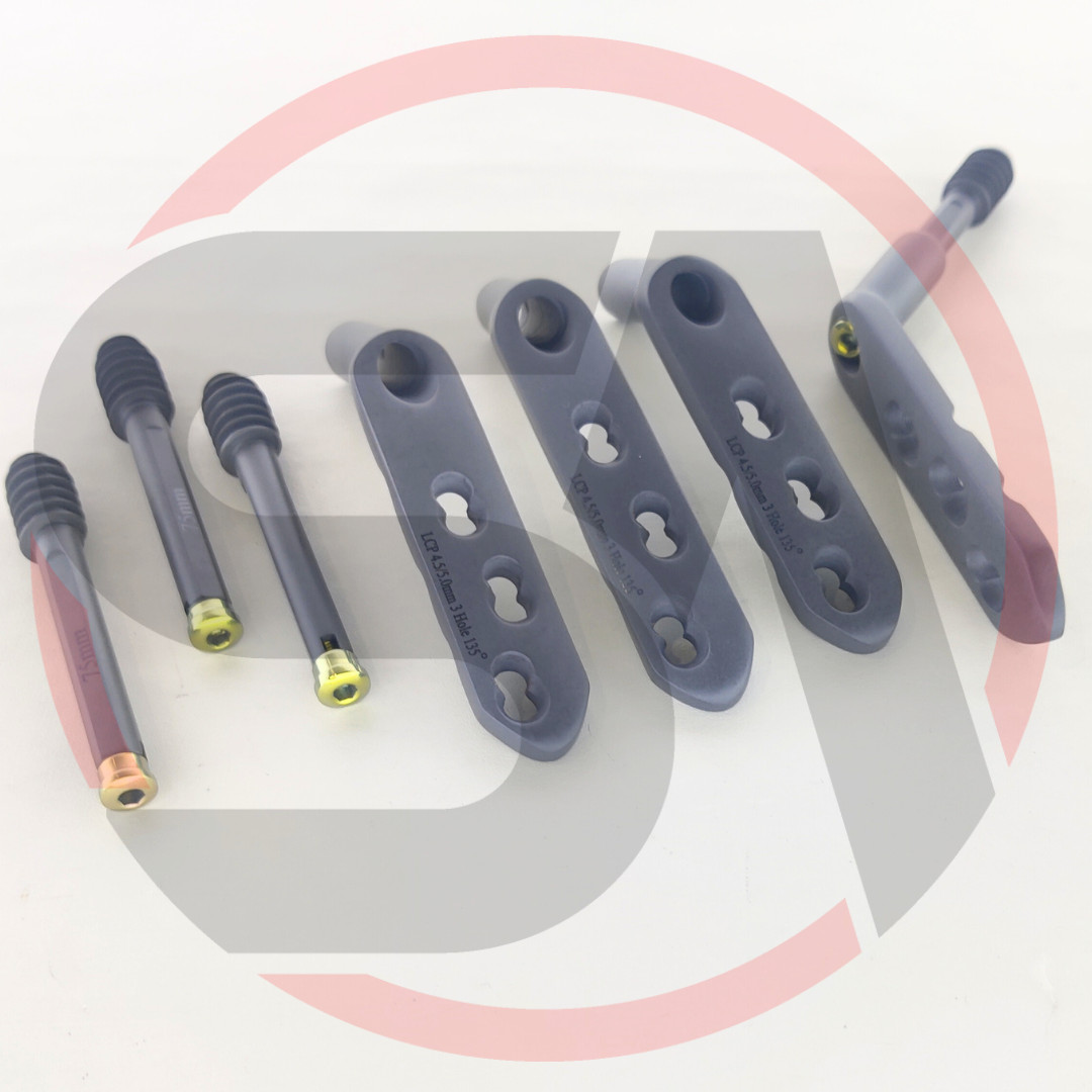 DHS Safety Locking 4.5/5.0mm Plates 3 Holes with Leg Screws 8 Pcs Set Titanium