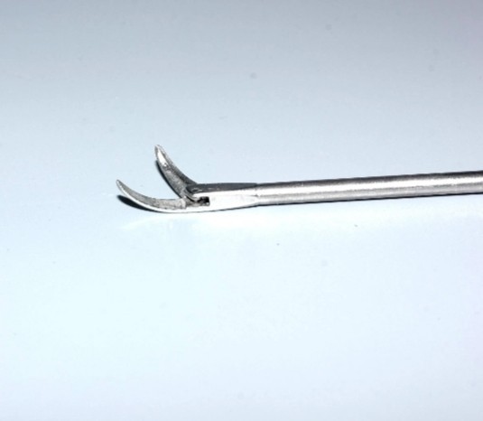 Arthrex AR-12160 Scissors, Curved Left, Straight Shaft, 3.4mm READ