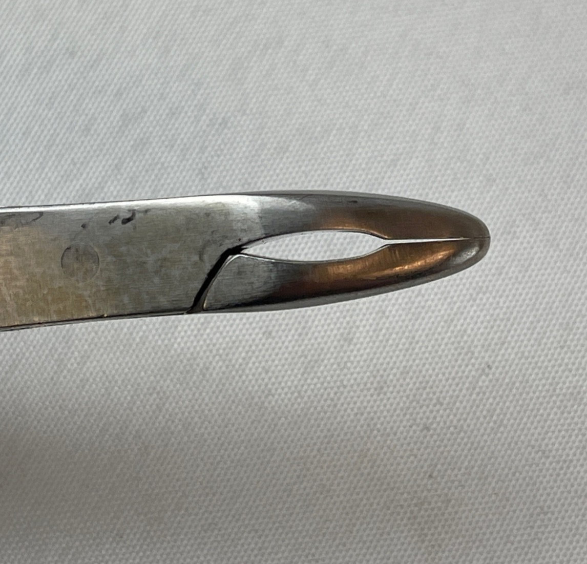 V. Mueller AU6700 Andrews Hartman Rongeur 4mm Curved Jaw 6″ Length Orthopedics