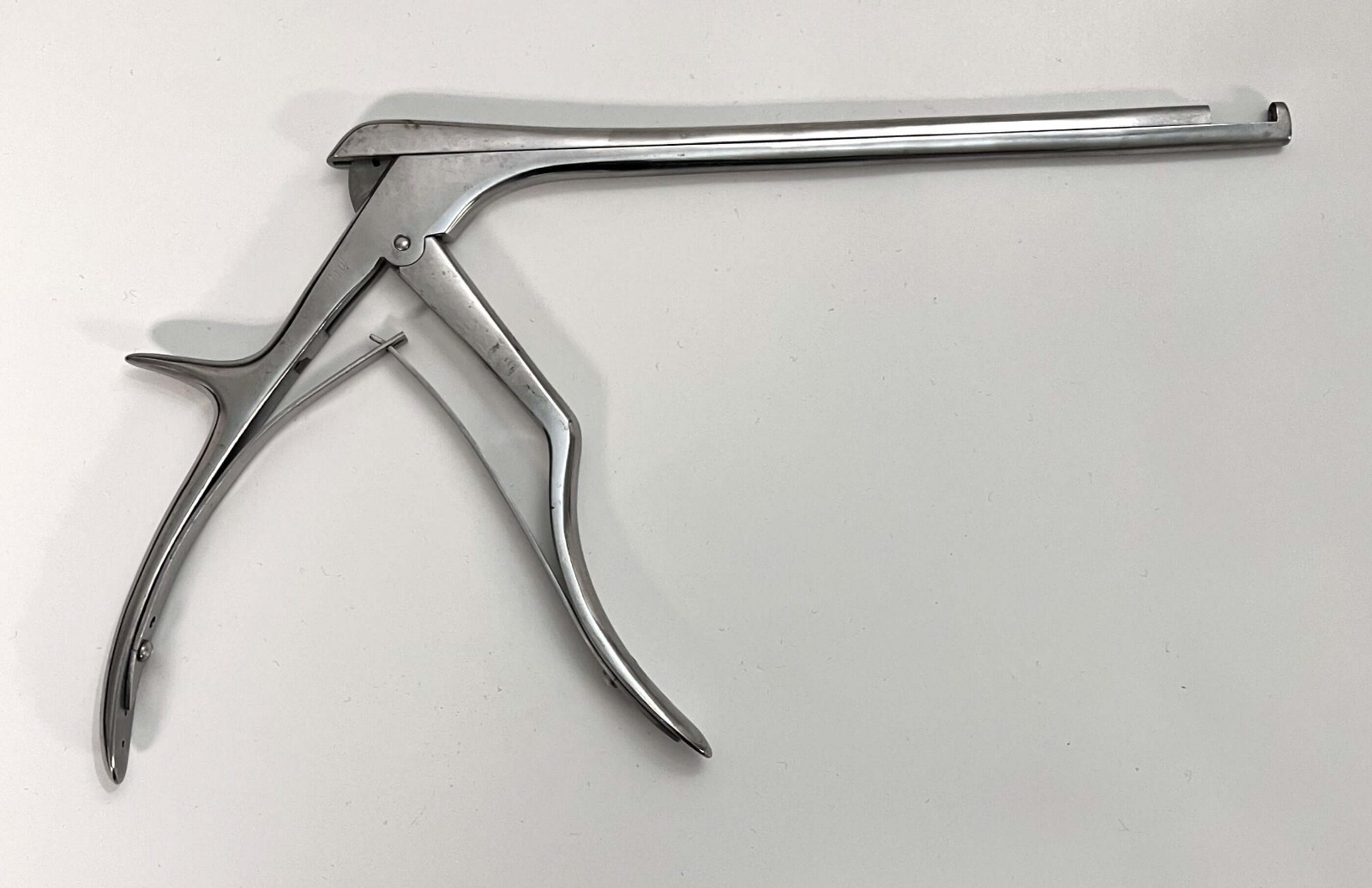 Boss Surgical 11″ Kerrison Rongeur Spurling