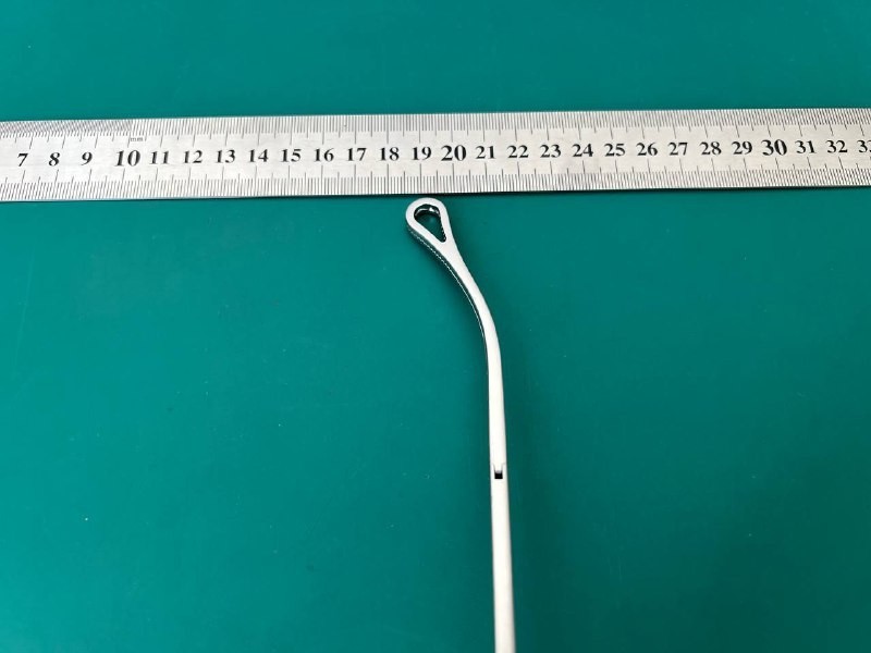 V. Mueller CH9323-3 Surgical Left Curved VATS Foerster Forceps