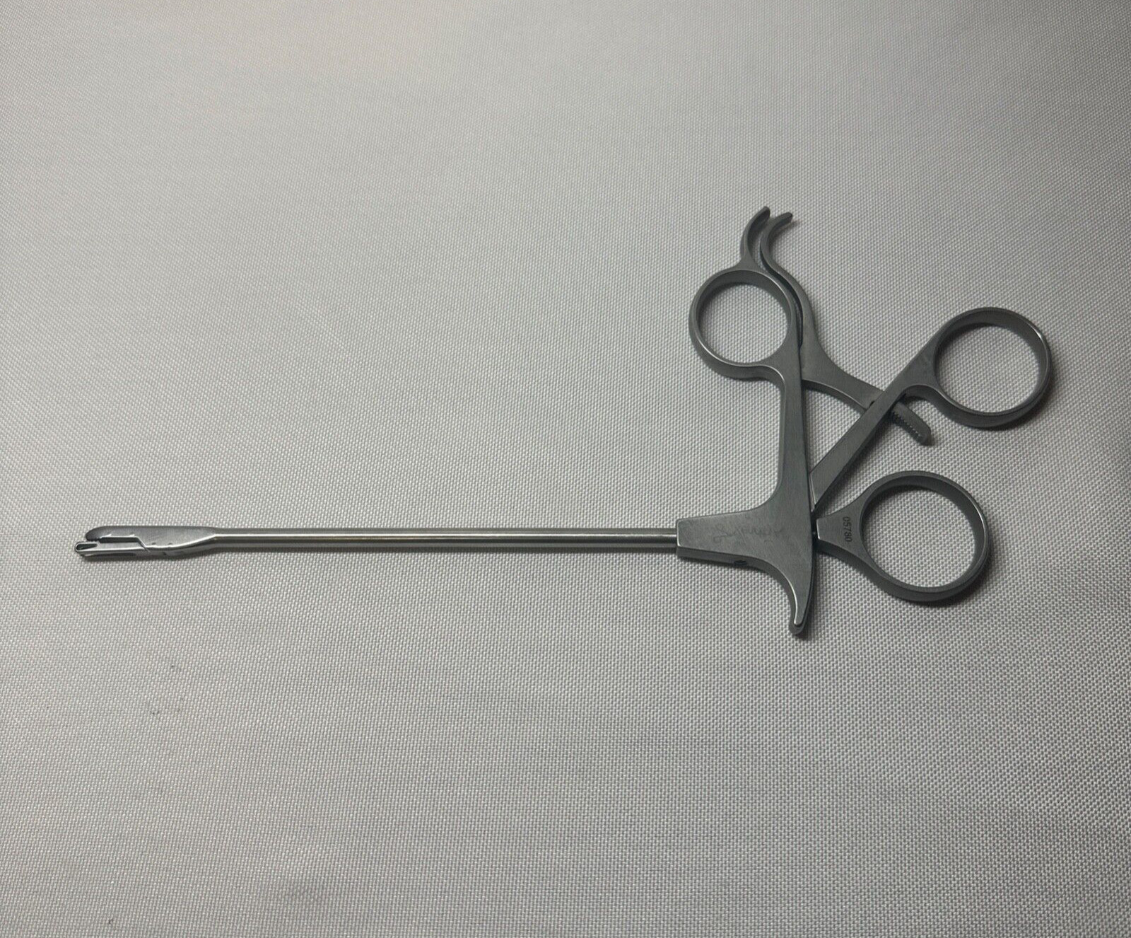 Arthrex Surgical Arthroscopic AR-13980 Suture Passer Punch Orthopedic Instrument