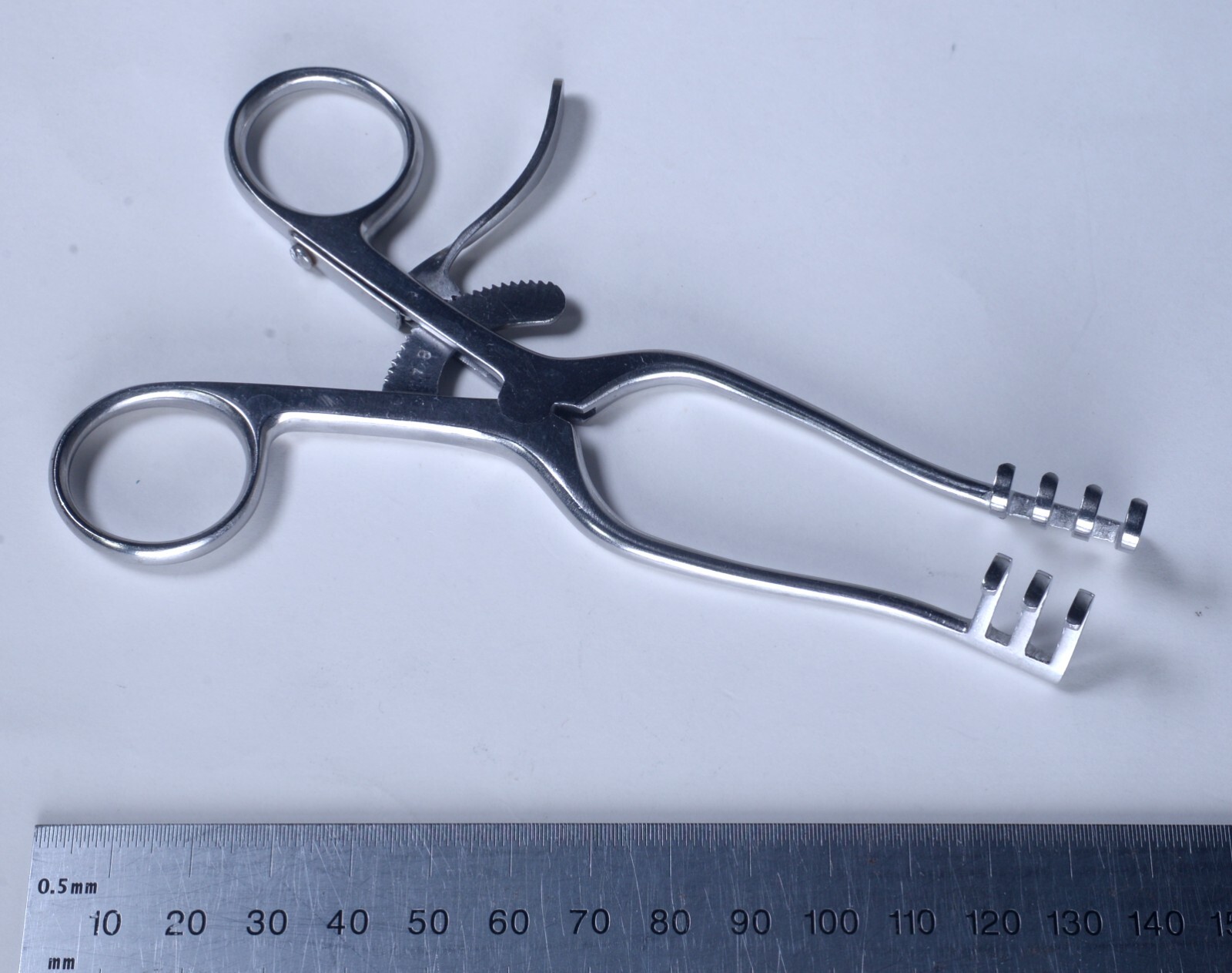 Weitlaner Retractor 5½” Self-Retaining Surgical Stainless Steel