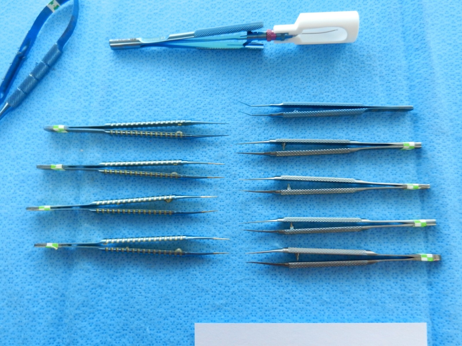 D8916 Precision Duckworth & Kent Storz Lot of Titanium Eye Instruments