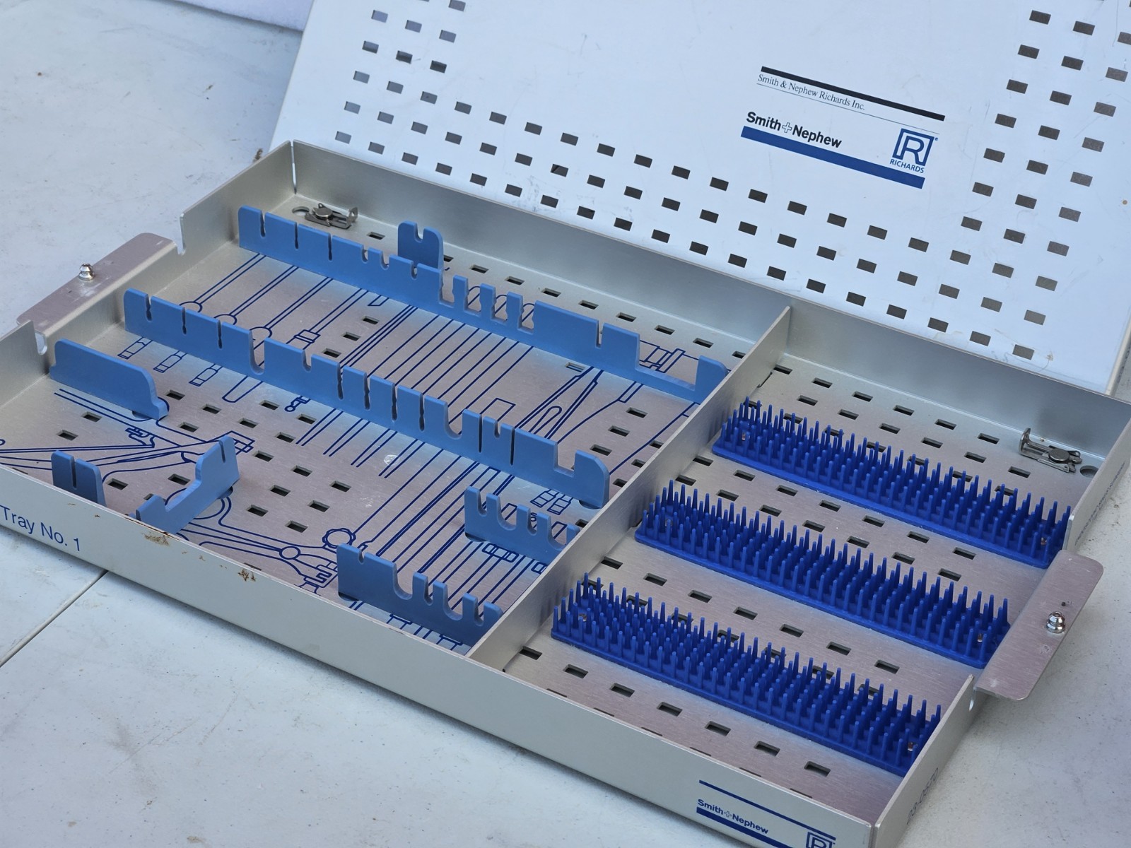 Smith & Nephew Endoscopic Sinus Surgery (ESS) Operative Set Tray – Empty