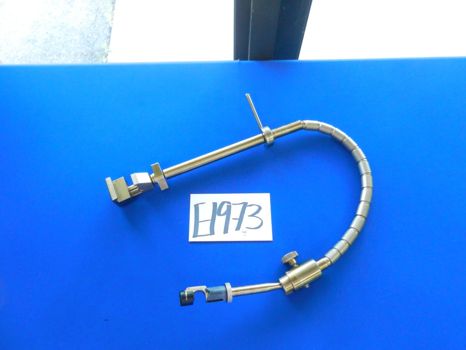 E1973 MediFlex 69050-D Flexarm Standard One-Piece Flexible Arm w Distal Swivel