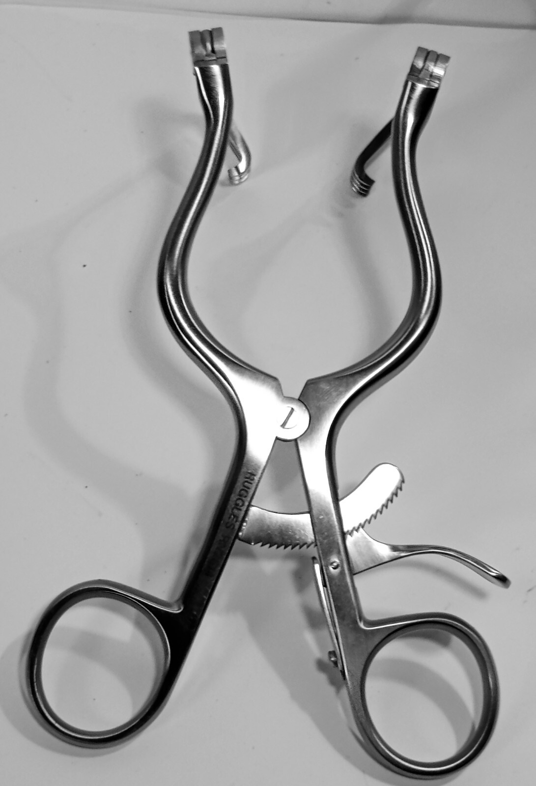 Ruggles RN 2614 Self-Retaining Retractor Hinged Blades Ratchet- Ring Handles