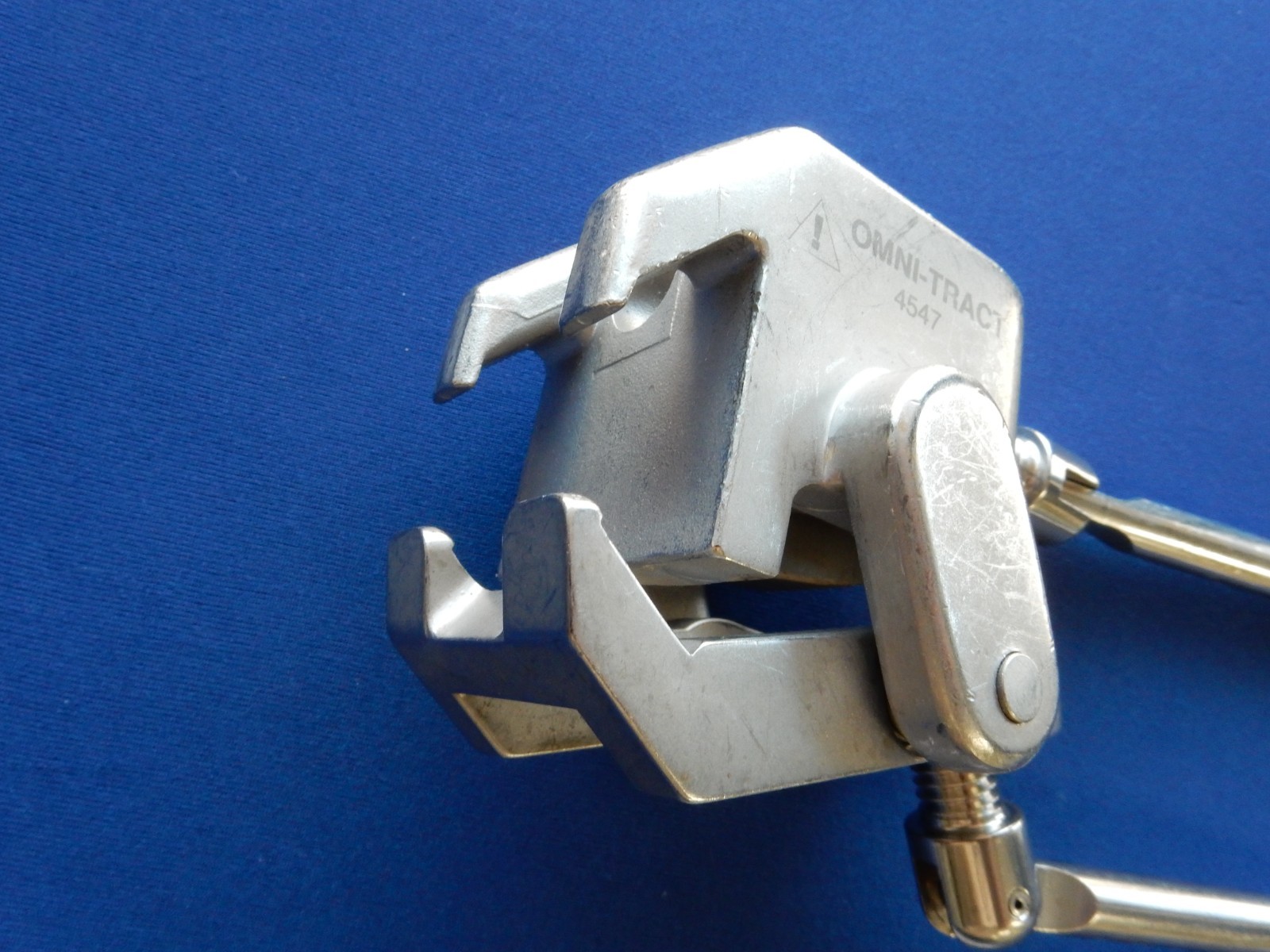 Omni-Tract 4547 Universal Rail Clamp
