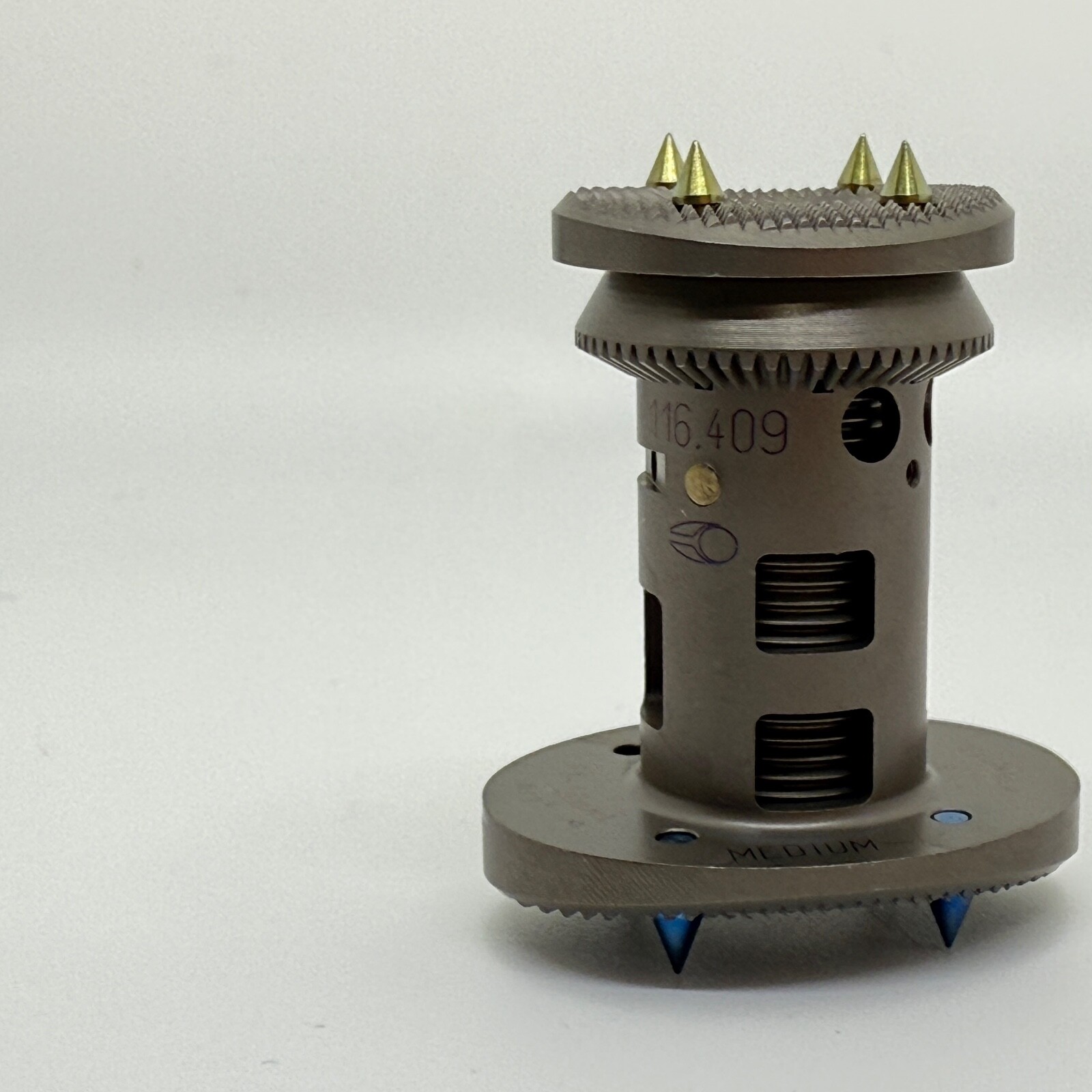 Globus medical expandable spine cage, medium-L, 116.409