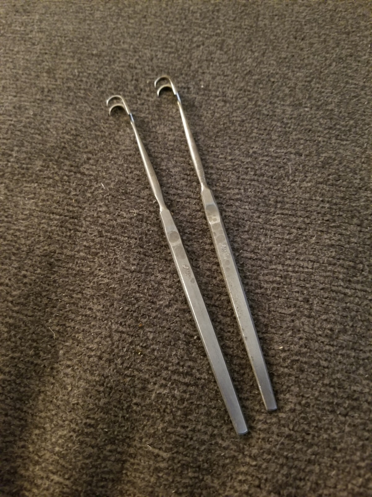 Sklar Guthrie Tissue Hooks. 2 Double Hooks. Stainless. Q17