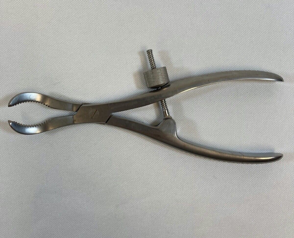 Aesculap FO124R Reposition Forceps Curved 170 mm (6.75″) Speed Lock Orthopedic