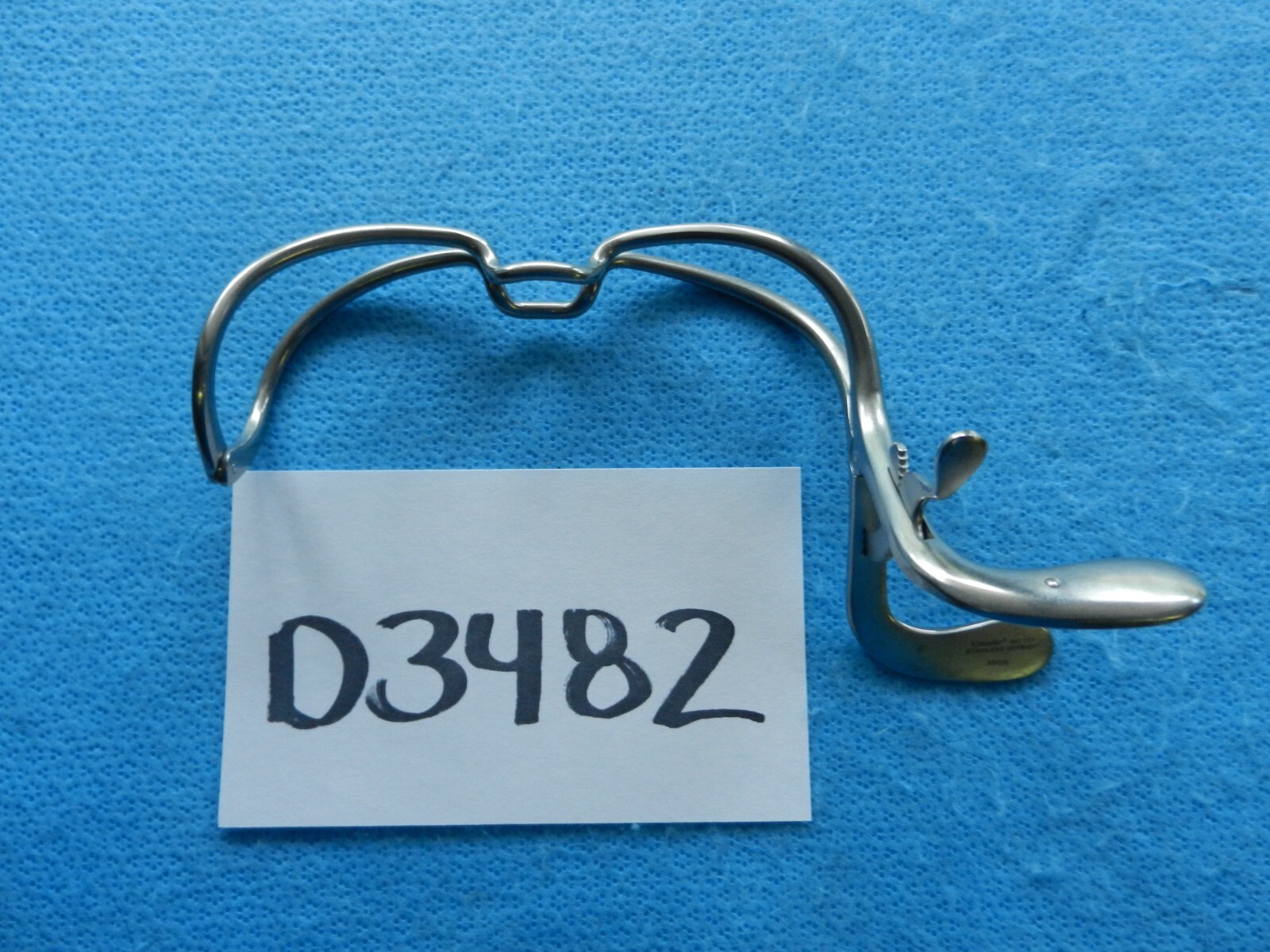 D3482 V. Mueller Surgical 7in Jennings Mouth Gag MO101