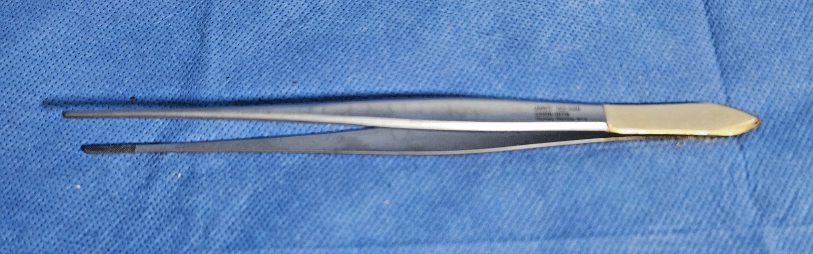 Jarit 122-530 Carb-Bite Cushing Needle And Tissue Pulling Forceps, 6 7/8”