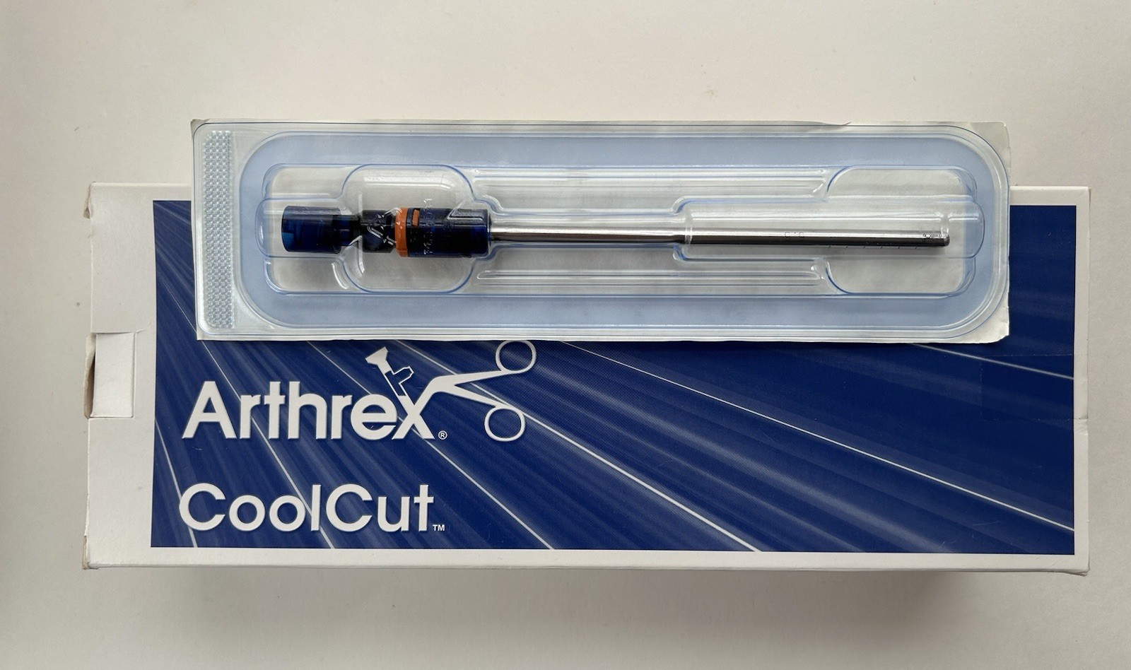 Arthrex Shaver Blades Cutter, 5.5 mm x 13 cm IN DATE