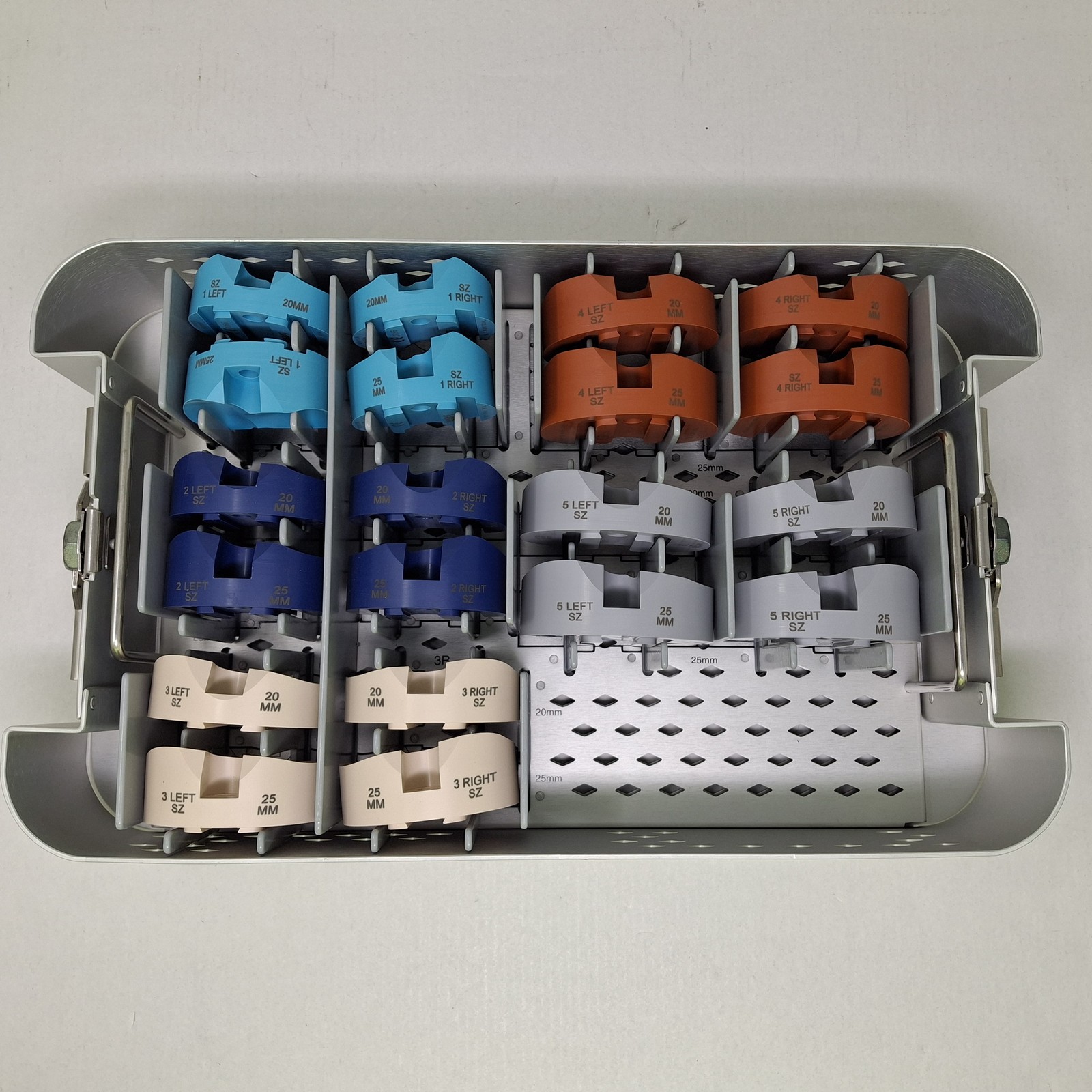 Wright Surgical KS00-0114 Advance Medial Pivot Insert Trials